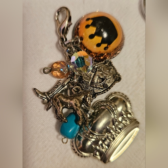 Key Chain & Charm Clip - Picture 3 of 3